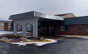Days Inn By Wyndham Rawlins